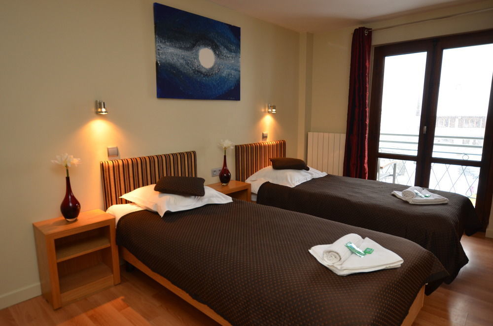 Hotel Rhodos Morzine 阿沃里亚兹 外观 照片
