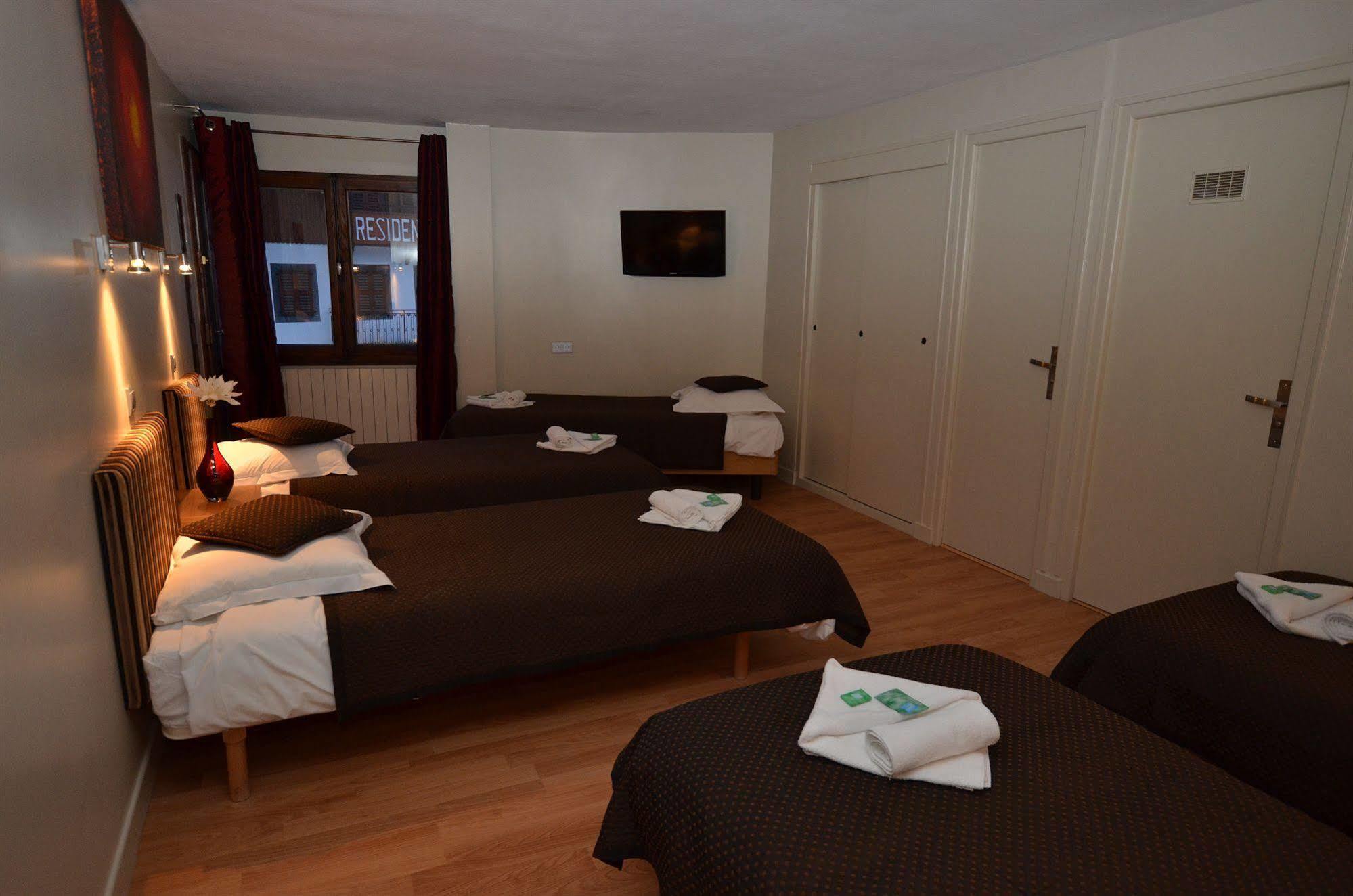 Hotel Rhodos Morzine 阿沃里亚兹 外观 照片