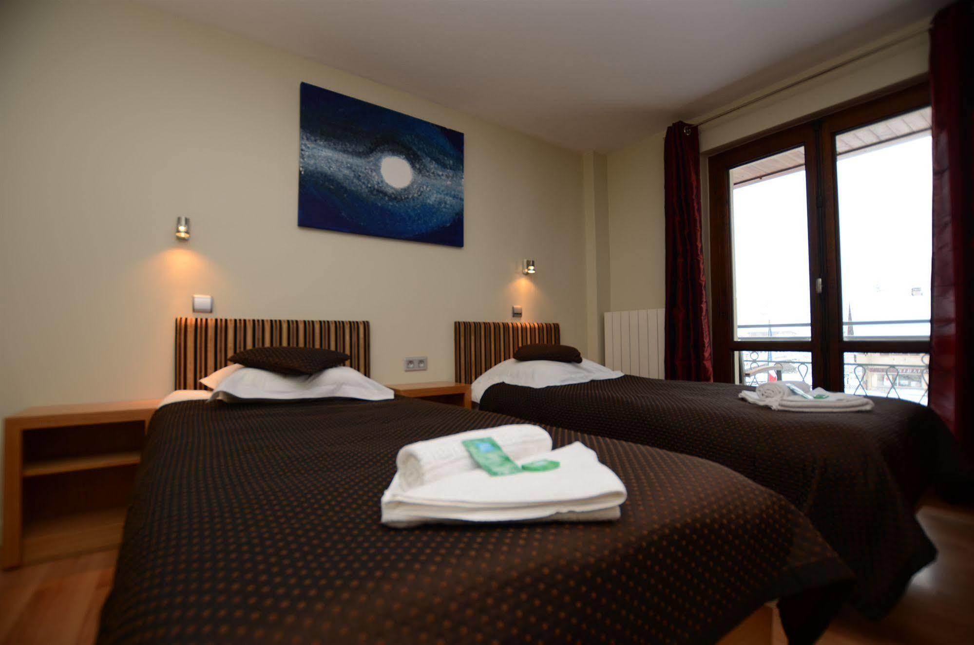 Hotel Rhodos Morzine 阿沃里亚兹 外观 照片